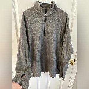 Men’s XL 1/4 zip lightweight pullover.